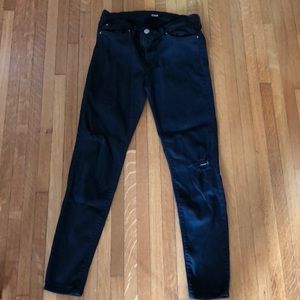 Hudson stylish distressed black jeans!